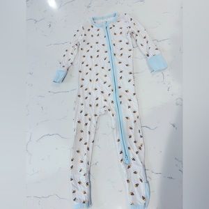 Posh Peanut Parz Footie White Bees (12-18 mos)